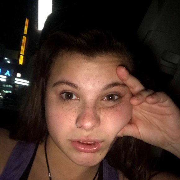 Rachel 🥳😘😇🐶🤩💕💗 - Picture 2 of 8